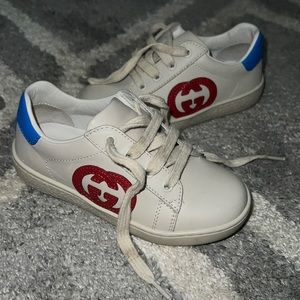 Boys Gucci shoes size 25 or size 8/9